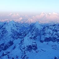 Pohľad na Everest, Lhoce a Makalu z druhého tábora