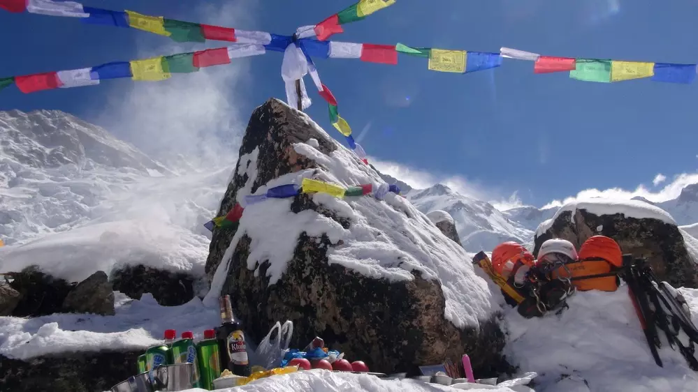 Puja v základnom tábore