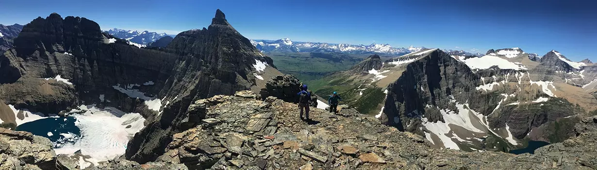 d7dee068-30c1-4a7b-9ad0-49dae37cad1a