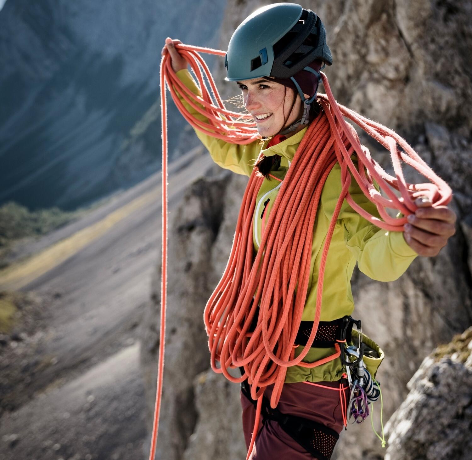 1426_Climbing_S22_Lamsenjoch_Max Draeger_MedRes