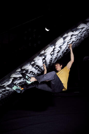 202511_Tenaya_Megos_AcademyShoot_0218